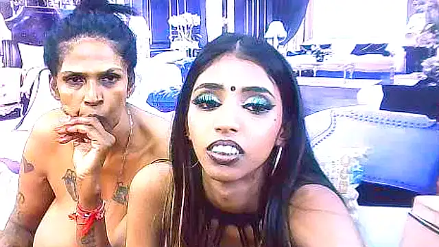 IndianSexySlender webcam