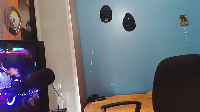 badboyi1997 - Badboyi1997's free webcam - UK Sex Cams