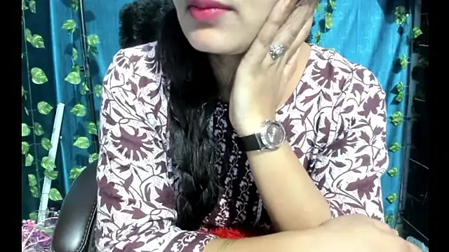 Forever_Love2025 webcam