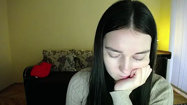 Pretty_shy webcam