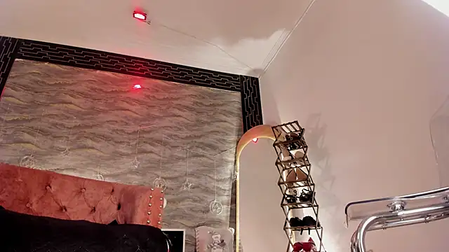 samara_smithh webcam