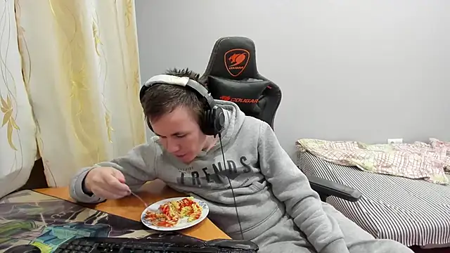 iliaskrislove webcam