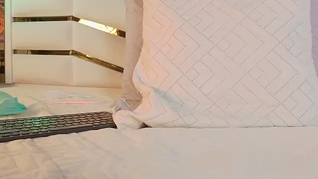 ambar_rosse25 webcam