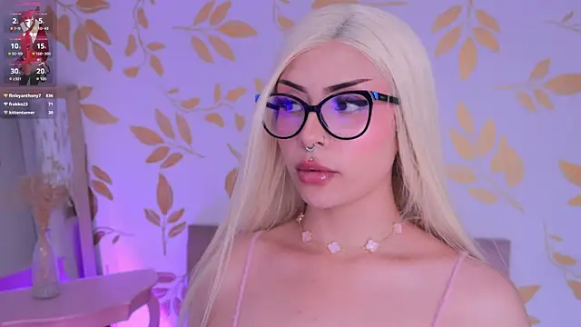 Misselektra__ webcam