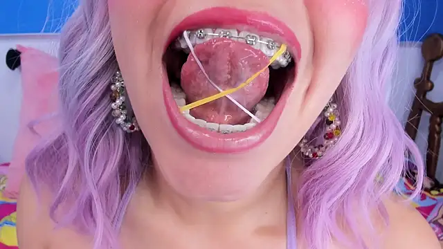 miss__evolet webcam stripchat model stream image