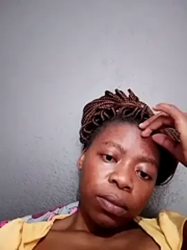 sexyhotchic93 webcam