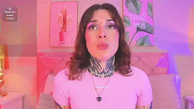 mystikdoll Live Webcam on {site_name}