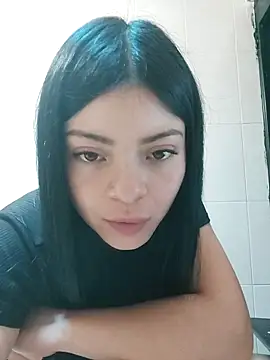 lunajacobs (F young) - Undress me🥵🔥