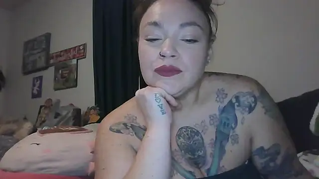 BartenderSteph webcam