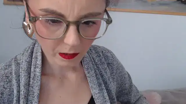 cleophee (F milf) - je me gode