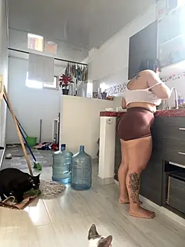 Natural_BIGASS_Nina webcam