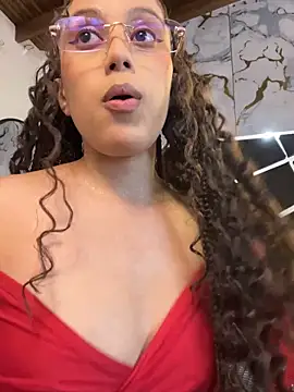 Webcam Model (Harley_J_)  is live.Free join now!