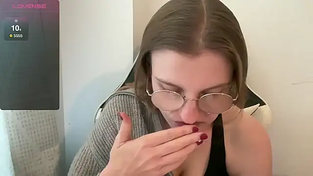 BustyKellyXXX webcam