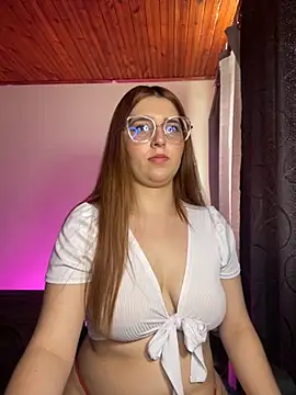 CoraVibes webcam stripchat model stream image