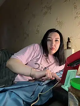 Naughtbaby_2025 webcam