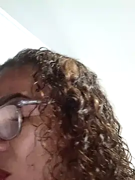 Webcam Model (Merybeks)  is live.Free join now!