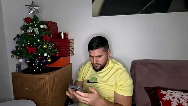 Gold_Alpha_Boy webcam