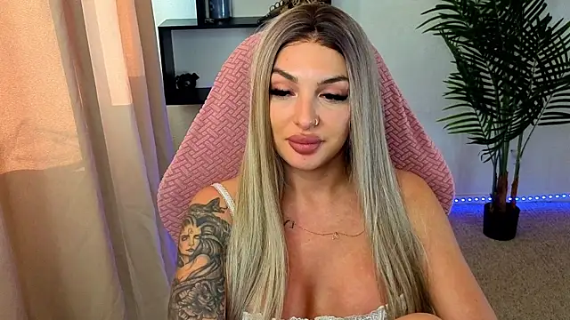 Raven_Ink webcam