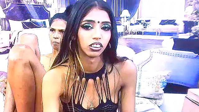 IndianSexySlender webcam