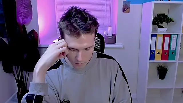 Hector_Spector webcam