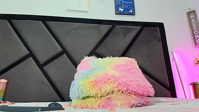 TashaNaughty4u webcam