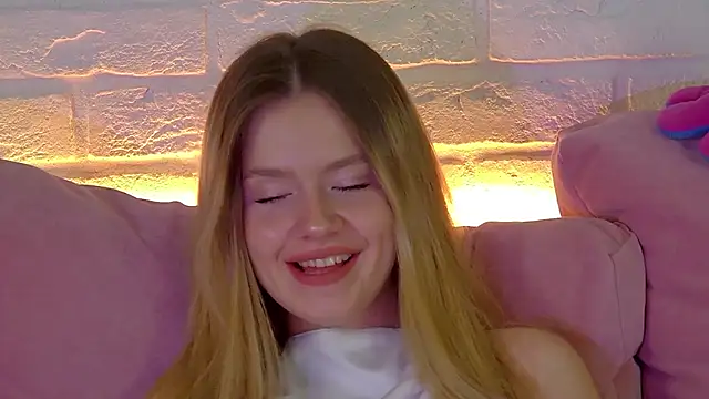 MilanaBalmain webcam