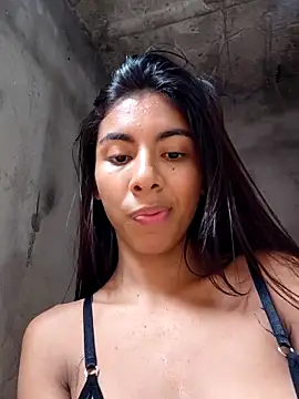 chaparritahot99 Live Webcam on Stripchat