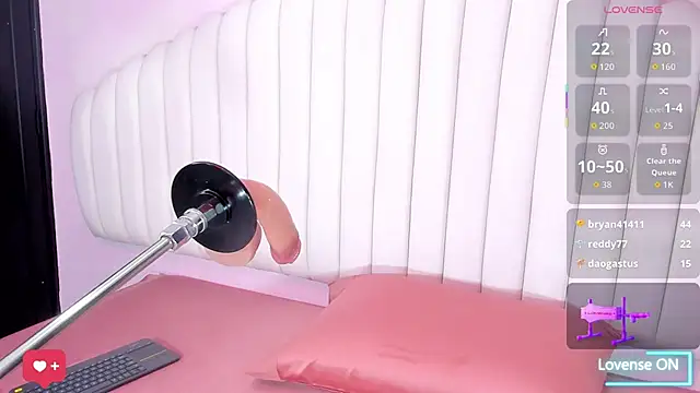 violet_vintage webcam