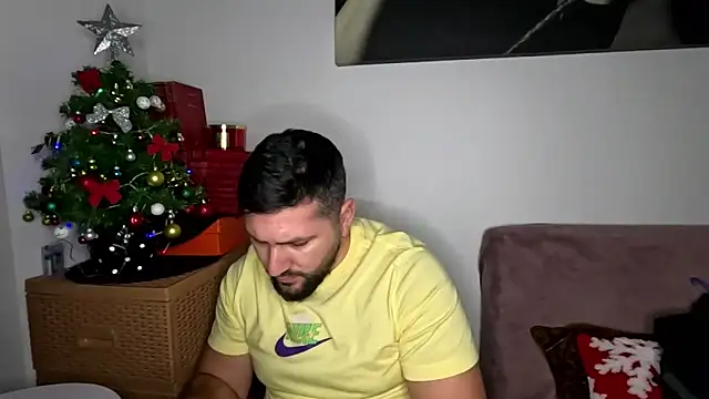 Gold_Alpha_Boy webcam