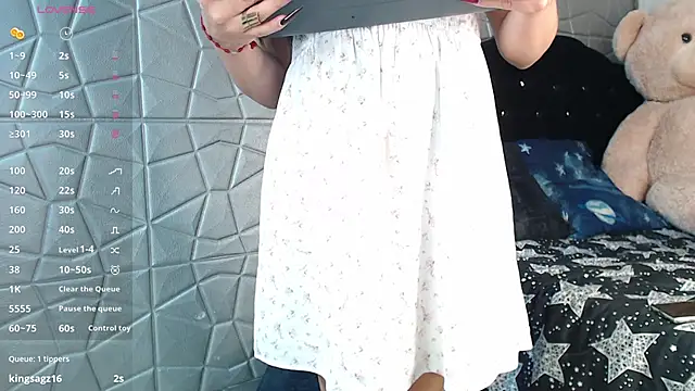 Camiila_Roman webcam