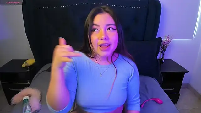 lucypetit - LucyPetit's free webcam - UK Sex Cams