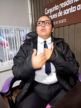 Cute_Penelope webcam