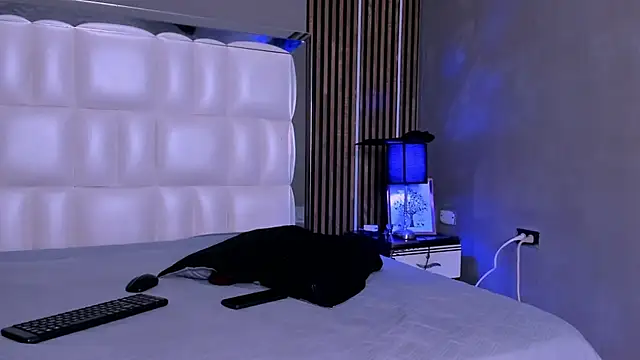 xCharlotte_20 webcam