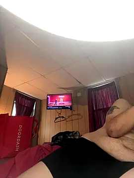 biggdaddyandqueenn - Biggdaddyandqueenn's free webcam - UK Sex Cams