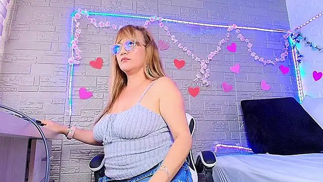 naomi_diamond_ webcam