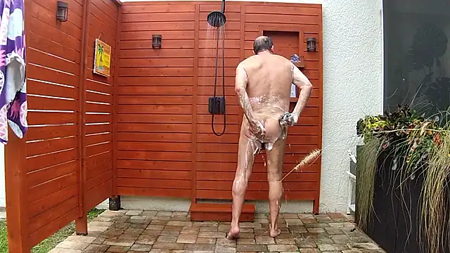 theclubist111 webcam