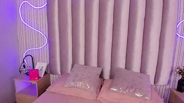 SamanthaPeachss webcam