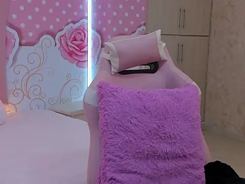 SofiaaBigBoobs webcam