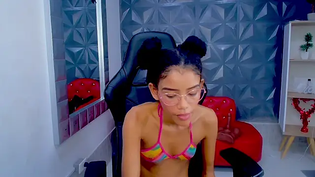 adisson_petite1 webcam