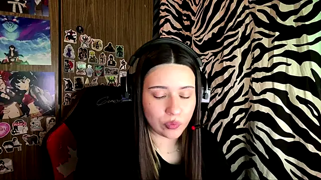 AngeliqueSulima webcam