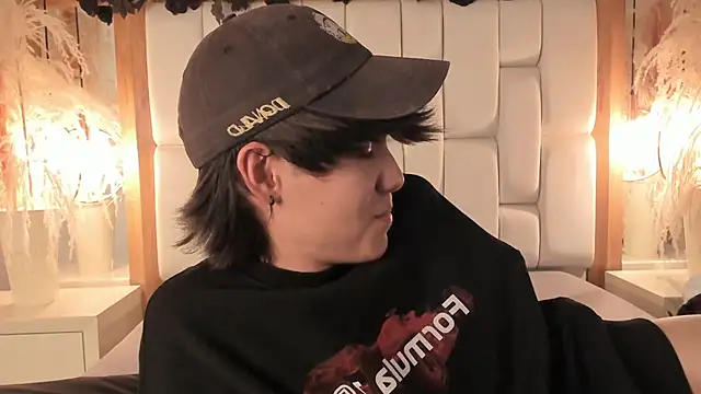 Daphne_And_Roger webcam