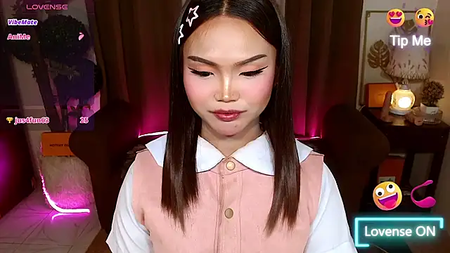 _transgoddessathena_ - _TransGoddessAthena_'s free webcam - UK Sex Cams