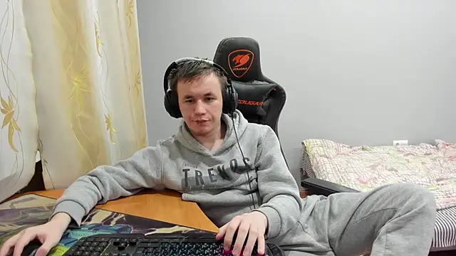 iliaskrislove webcam