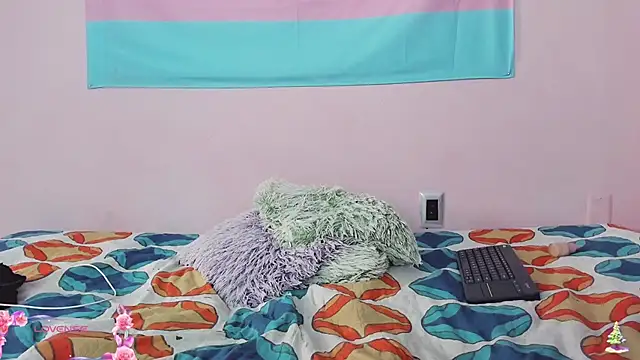 Melisa_Bunny69 live cam screenshot tranny from Colombia on LiveWebCameras – Live Webcams & Video Chat