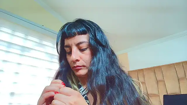 Naughty_Kittenm webcam