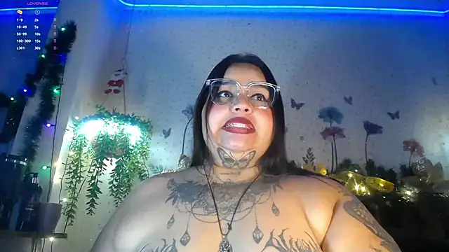 VeronikCuhubby webcam