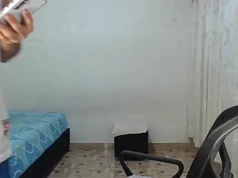 emiliano_hottt webcam