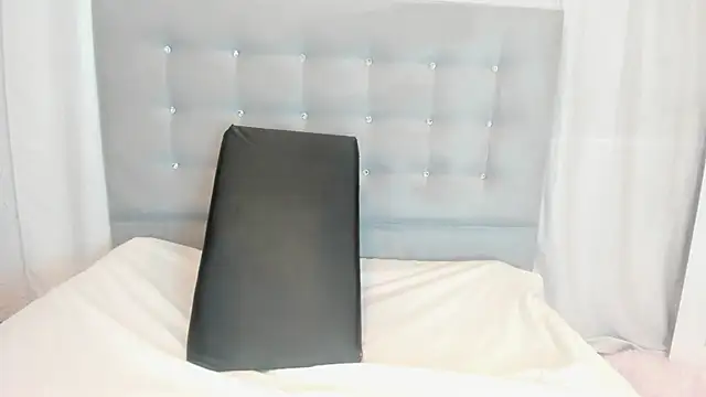 veronicaa_squirt webcam