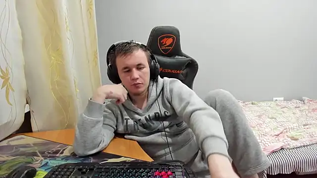 iliaskrislove webcam