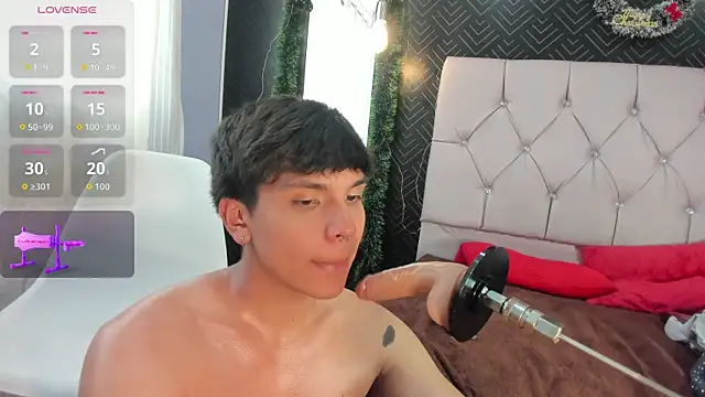 thiago_kozak - Thiago_Kozak's free webcam